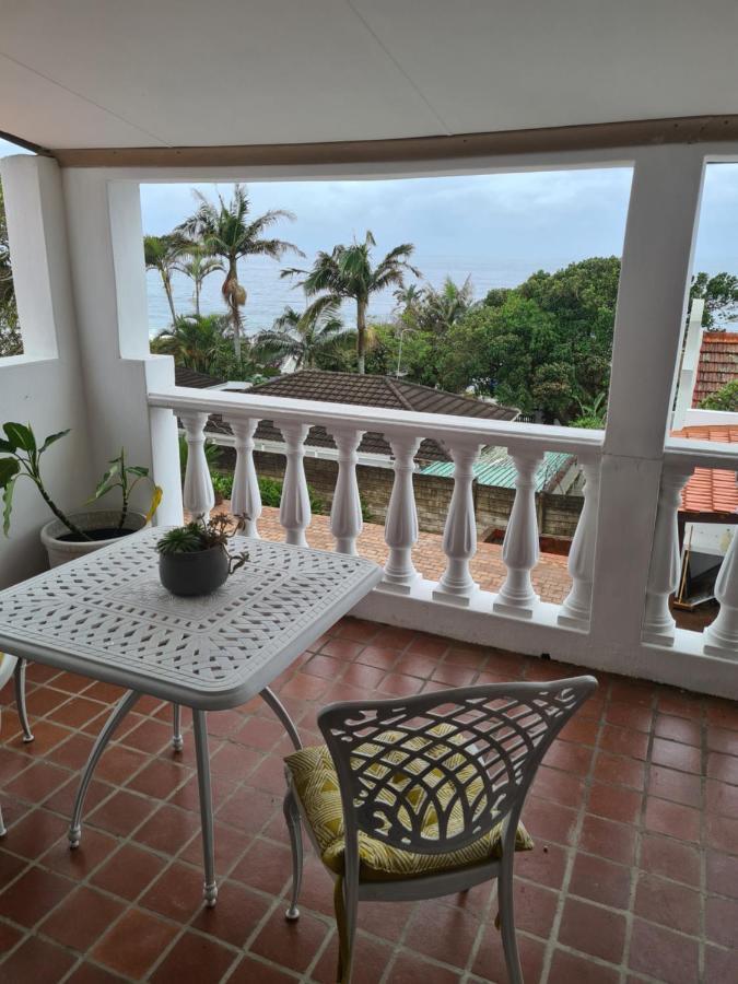 Отель Indaba Manor On 413 Owen Ellis Dr Порт-Эдвард Экстерьер фото