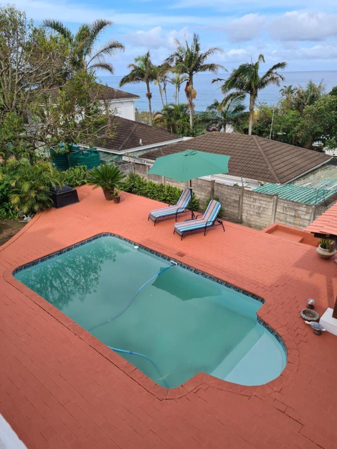 Отель Indaba Manor On 413 Owen Ellis Dr Порт-Эдвард Экстерьер фото