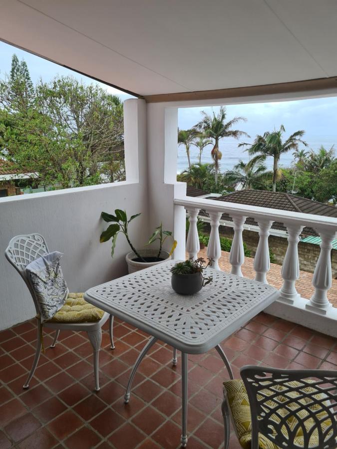 Отель Indaba Manor On 413 Owen Ellis Dr Порт-Эдвард Экстерьер фото