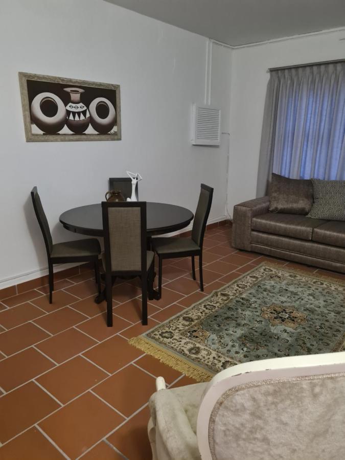 Отель Indaba Manor On 413 Owen Ellis Dr Порт-Эдвард Экстерьер фото