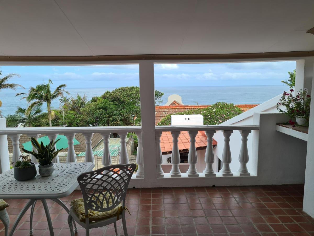 Отель Indaba Manor On 413 Owen Ellis Dr Порт-Эдвард Экстерьер фото